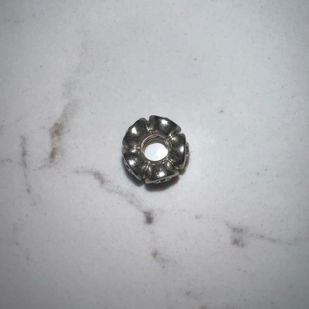 Pandora Clear Oval Lights Cubic Zarconia Charm (790266CZ)